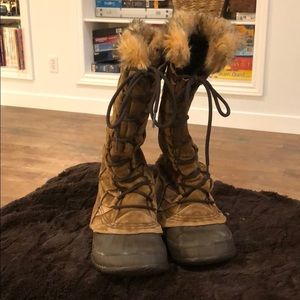 Beautiful Sorel boots size 7